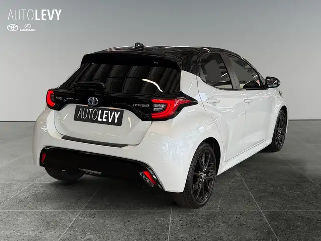 Toyota Yaris view 6
