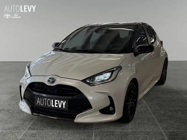 Toyota Yaris view 2