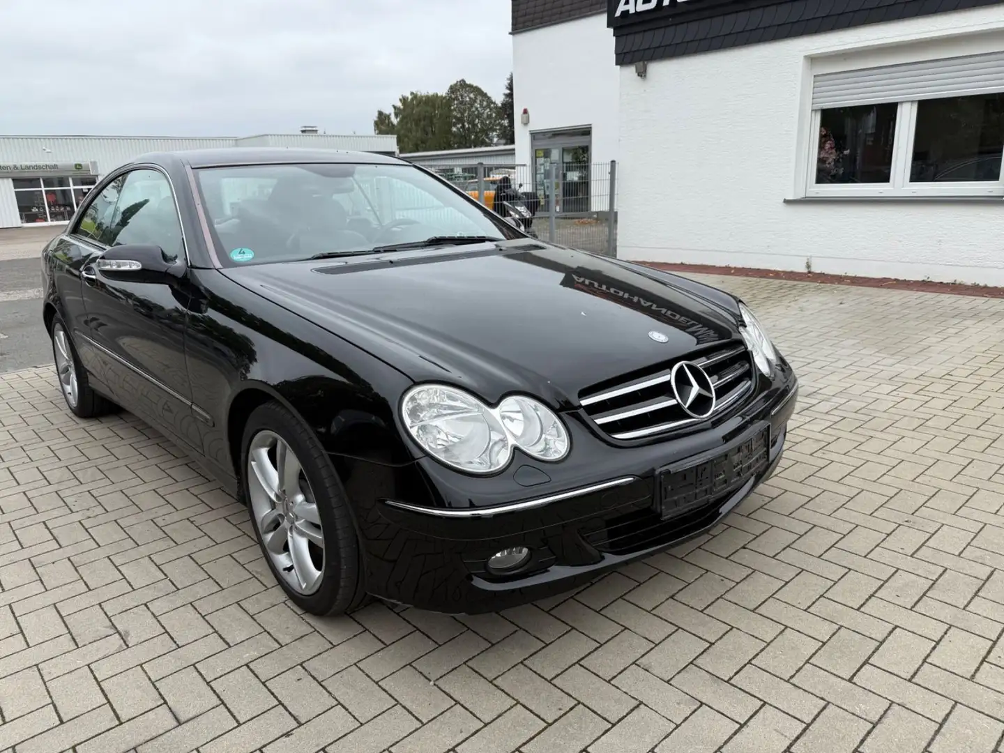 Mercedes-Benz CLK 320 CLK  Coupe 320 CDI/Leder/Navi/Klima/Avangard/Alu Noir - 1
