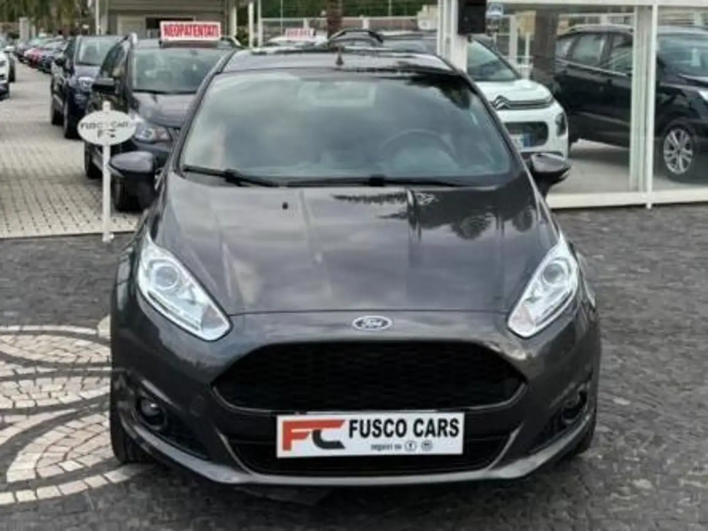 Ford Fiesta Fiesta 1.5 tdci ST-line 75cv Gris - 1