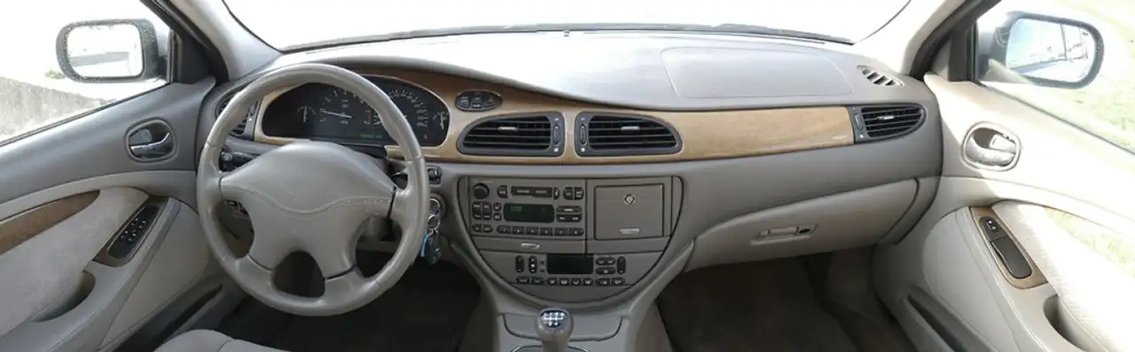 Jaguar S-Type 3.0 V6, foto 12
