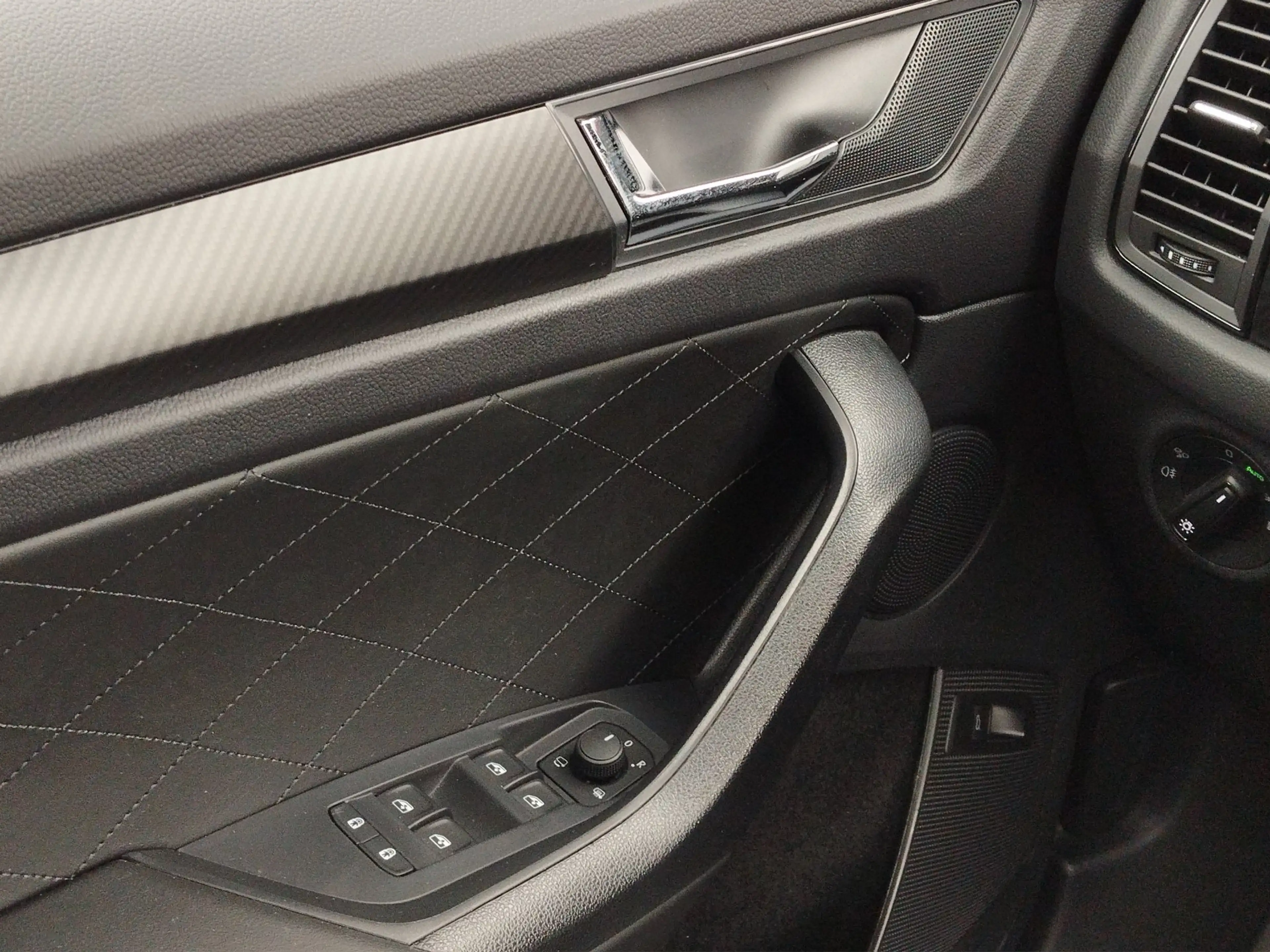 Skoda Kodiaq 2.0 TSI 4x4 RS 4xSHZ*ACC*AHK*AUT*Bel.Sitz — photo 12