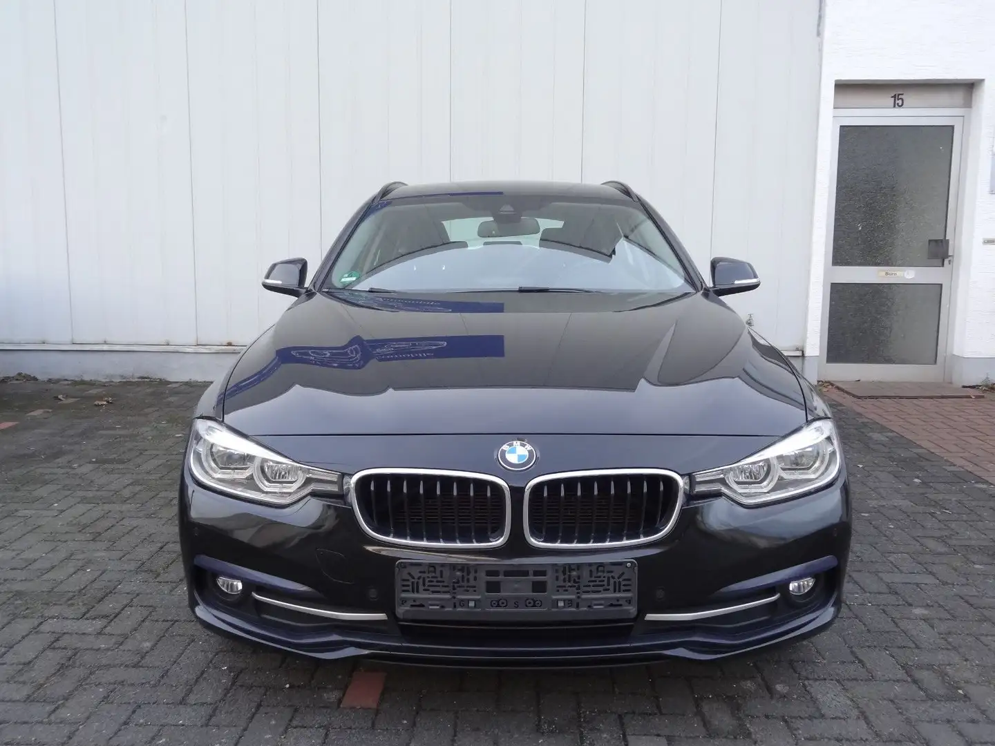 BMW 320 d Touring Sport Line/NAVI/PDC/LED/ Noir - 2