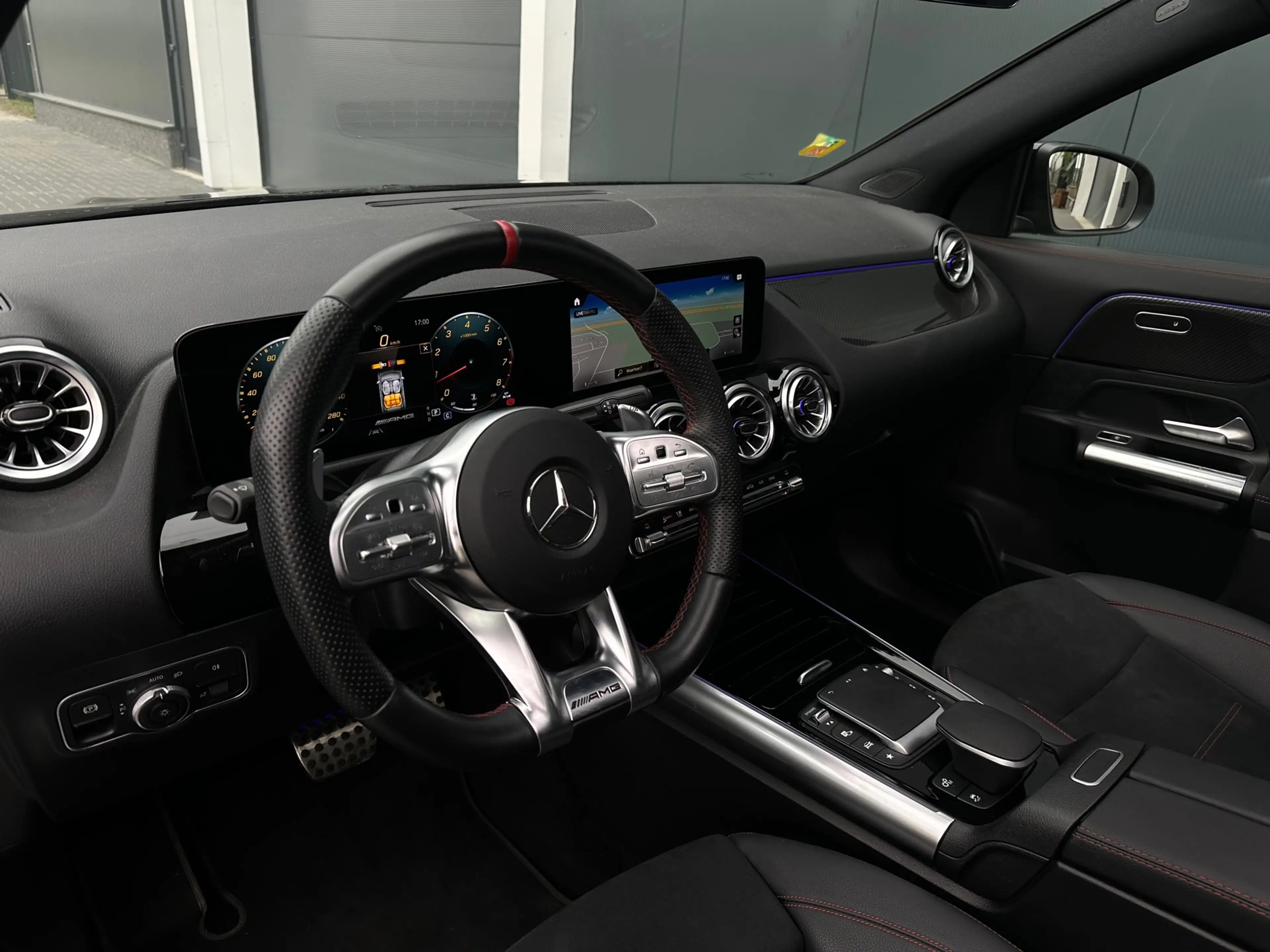 Mercedes-Benz GLA 35 AMG 4MATIC FULL PANO|LAGE KMSTAND|LEDER|SPORTVELGEN — photo 9