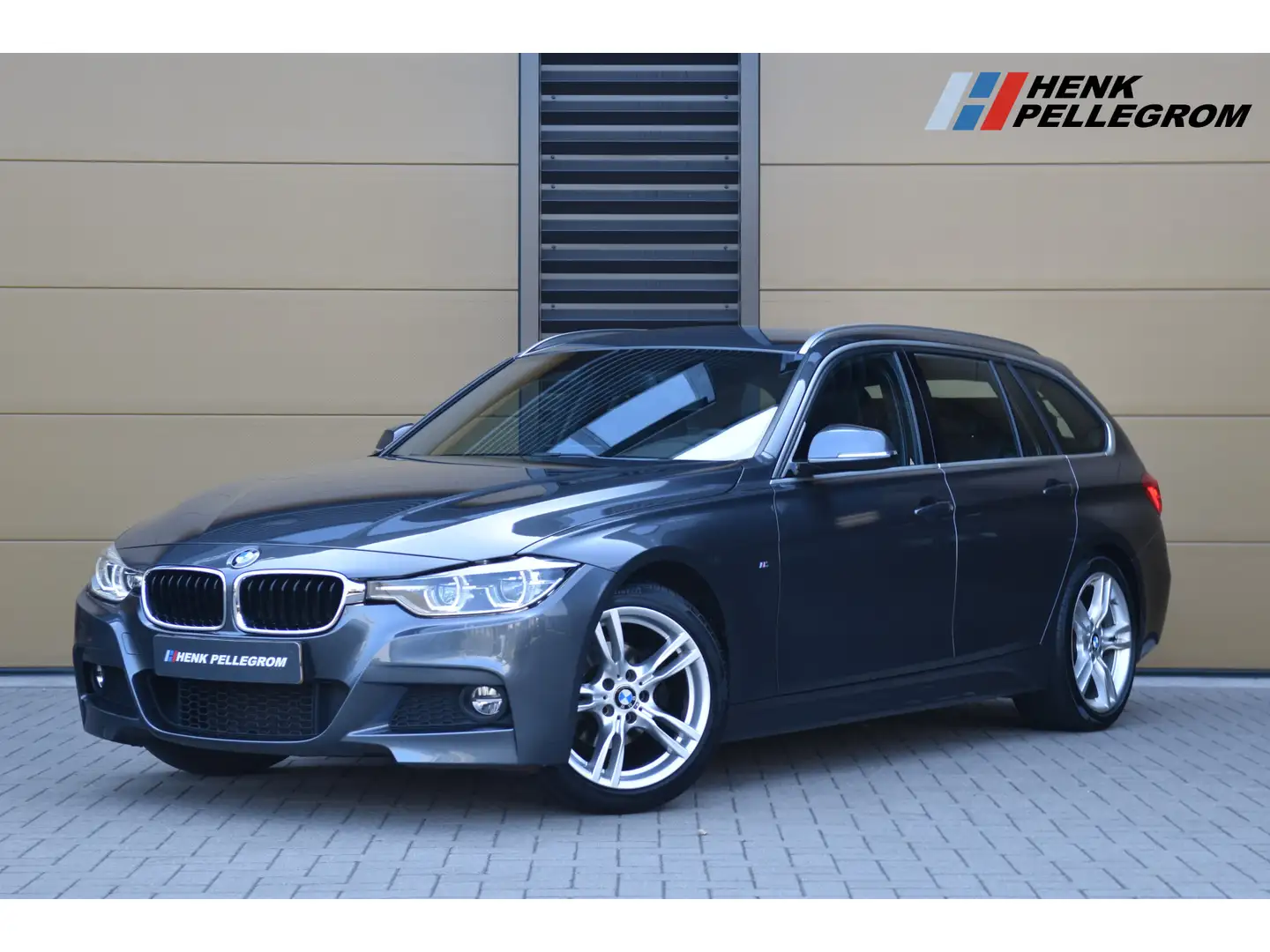 BMW 320 3-serie Touring 320i High Executive * M Sportpakke Gris - 1