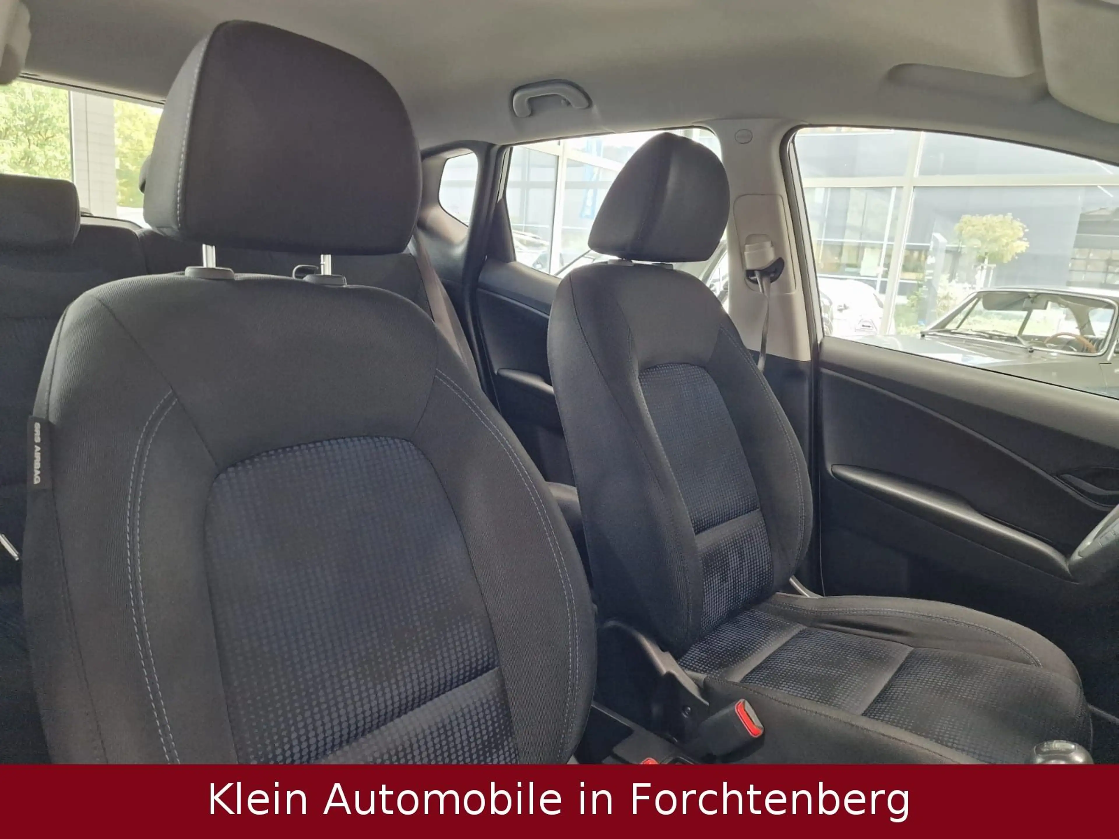 Hyundai iX20 blue Classic Klimaanlage — photo 8