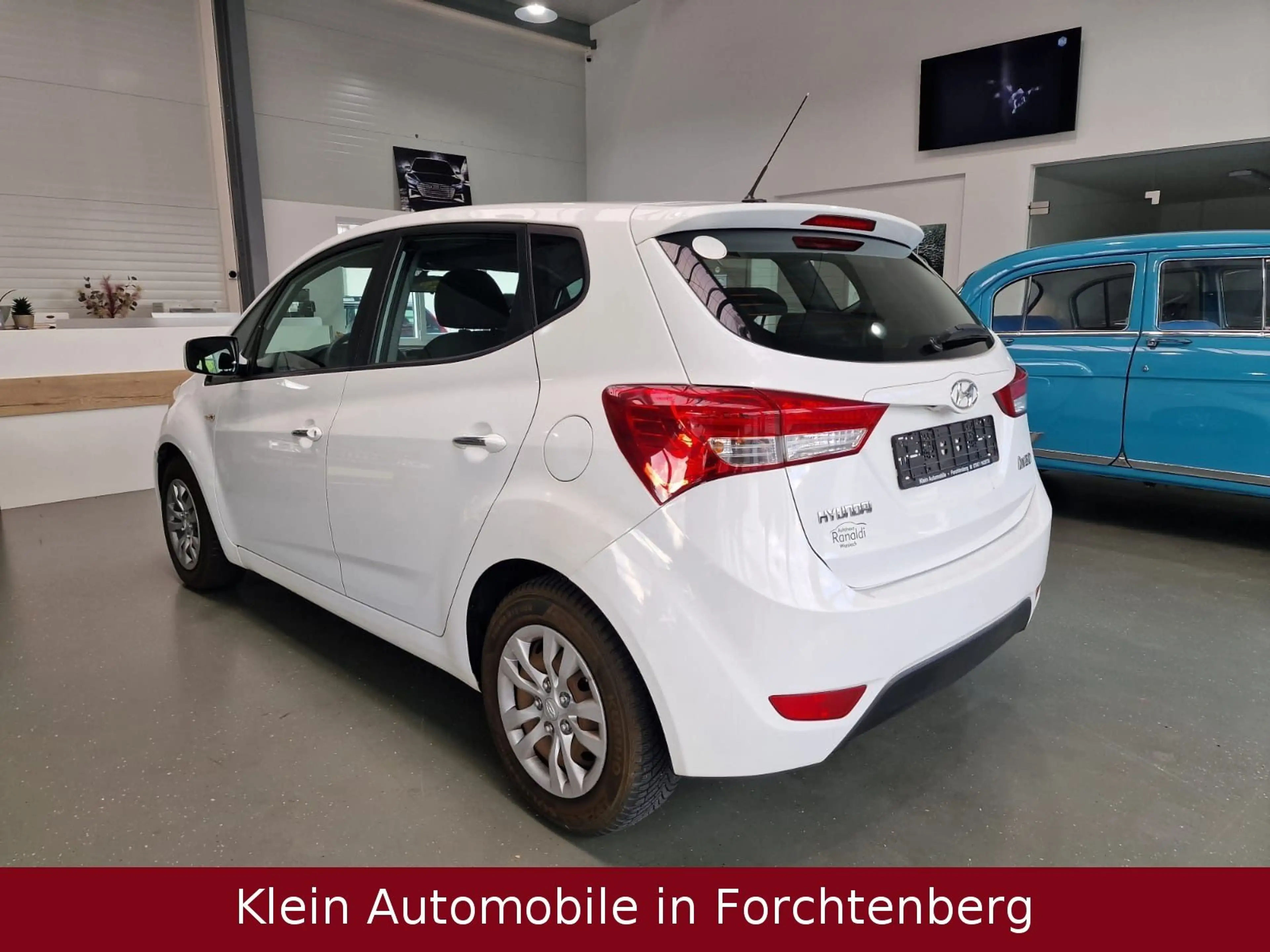 Hyundai iX20 blue Classic Klimaanlage — photo 4