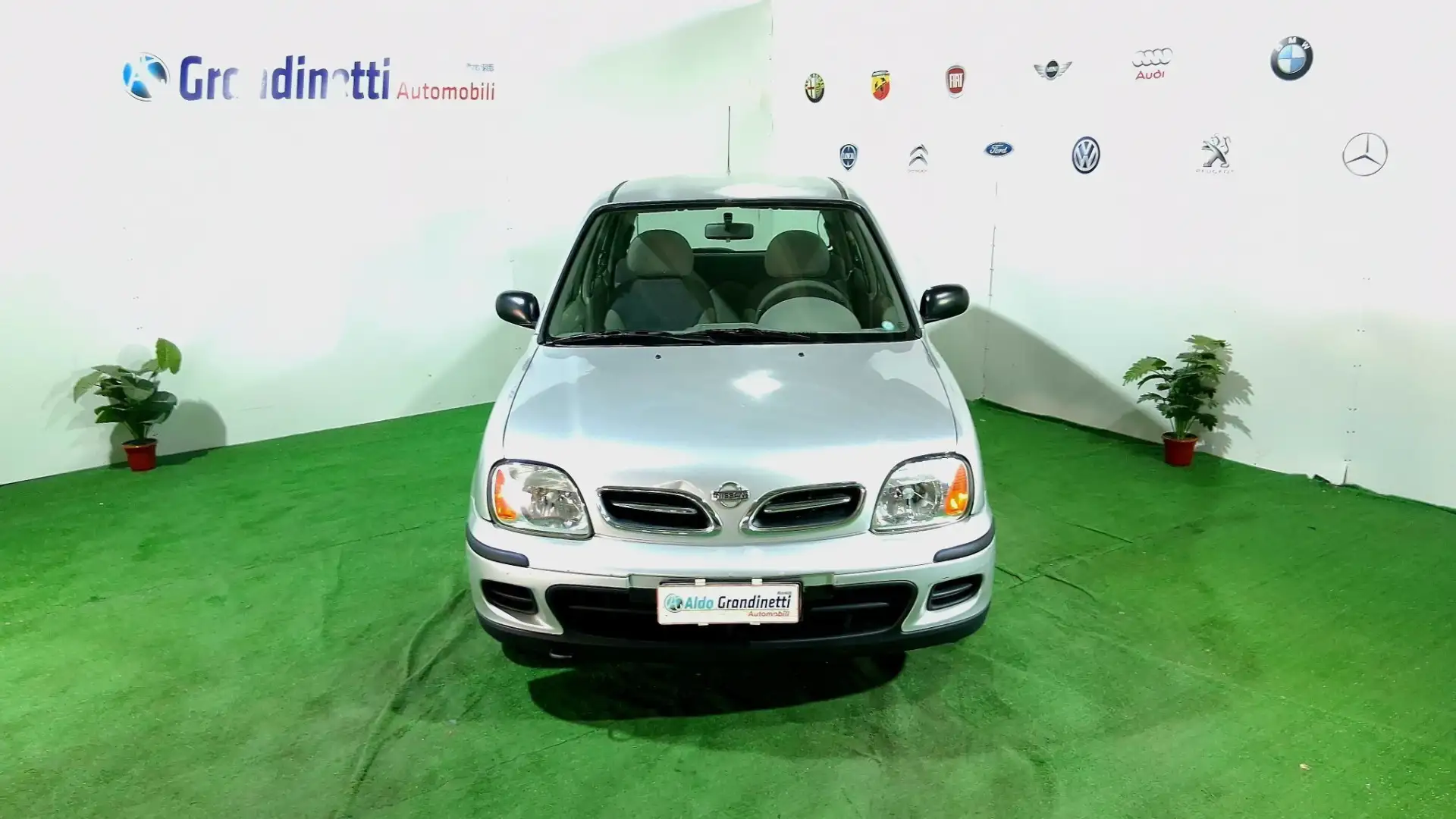 Nissan Micra Micra 1.0i 16V cat 5 porte Jive Grigio - 2