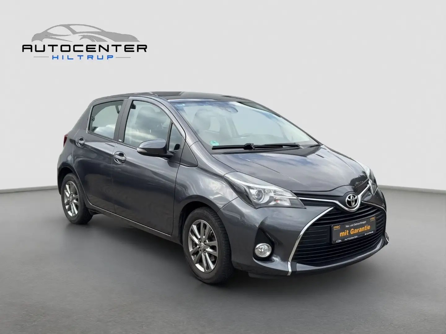Toyota Yaris Edition-S/Kamera/2.HD/Klima/SHZ/EU6/ALU/1A Grijs - 2