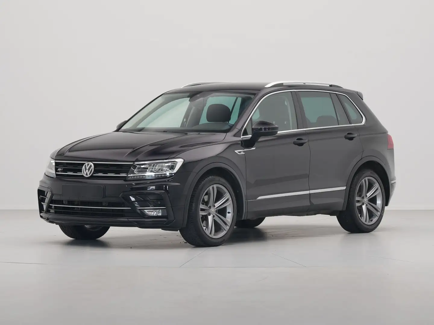 Volkswagen Tiguan 1.5 TSI 130pk R-Line Navi via App Led Pdc Virtual Zwart - 2