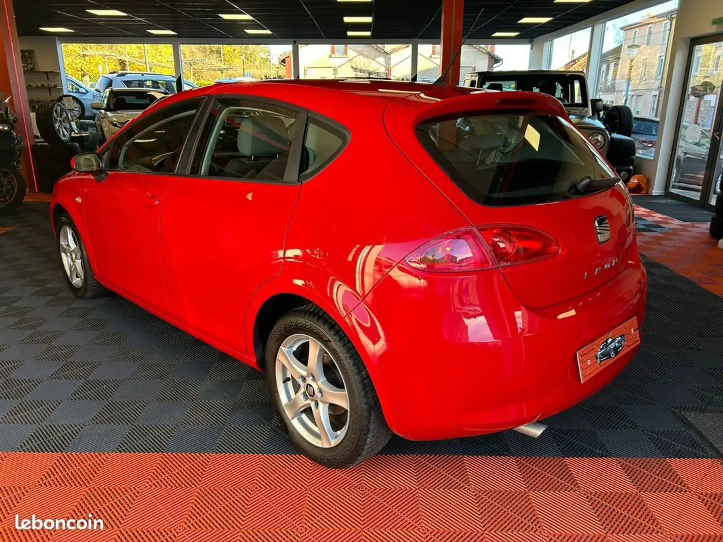 SEAT Leon Pack Reference 1.6I 16v 102 cv Garantie 12 mois - 2