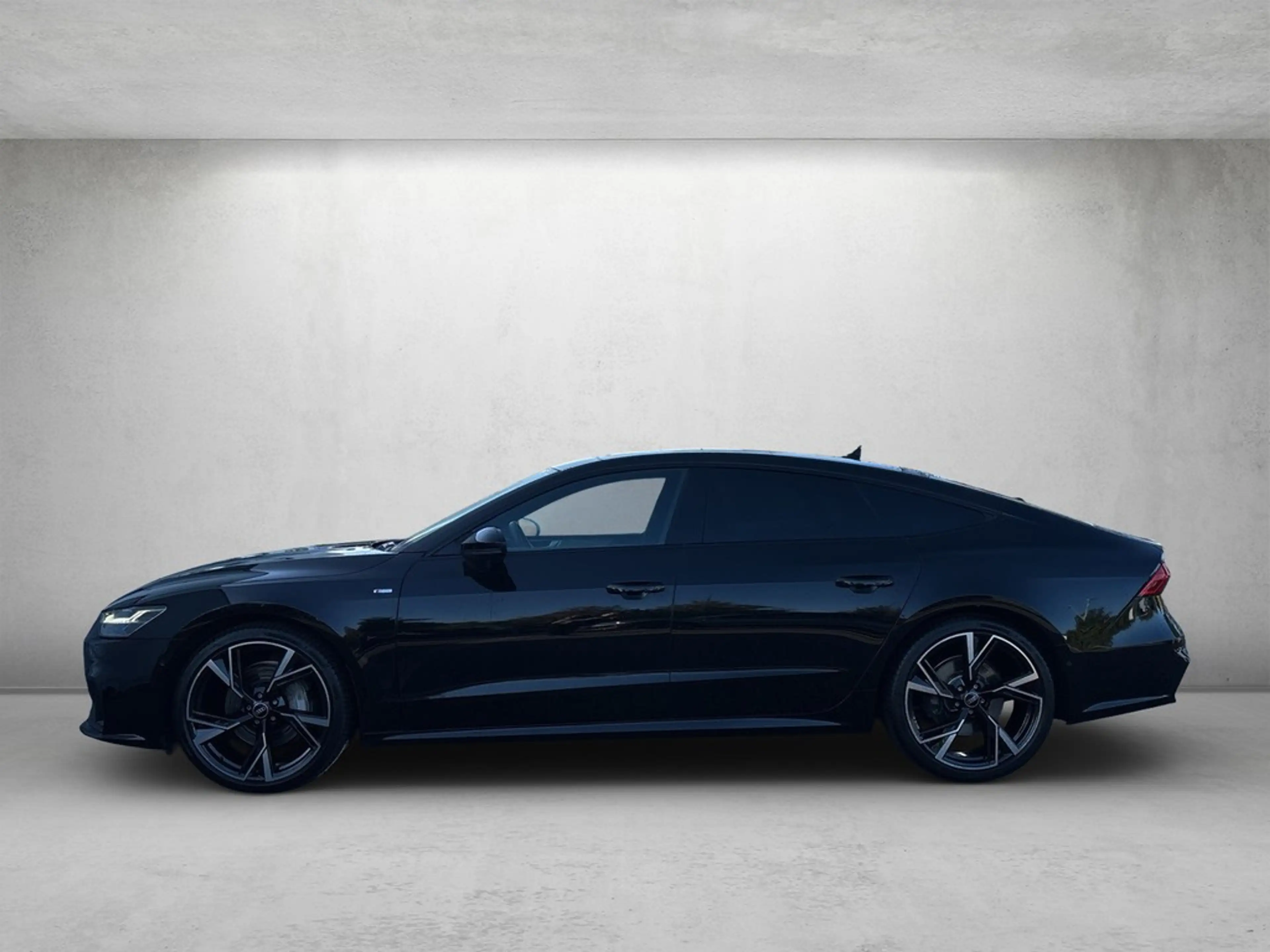 Audi A7 Sportback 45 TFSI quattro S tronic *S line* — photo 2