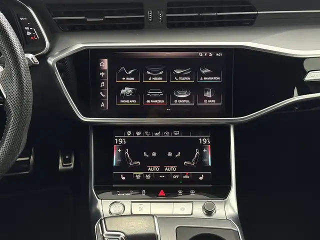 Audi A6 view 11
