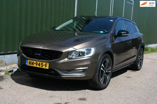 Volvo V60 Cross Country 2.0 T5 Summum R-DESIGN, LEER, NAVIGATIE, CAMERA, T