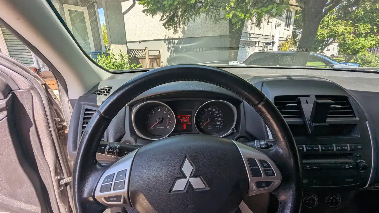 Mitsubishi RVR снимка Mitsubishi RVR