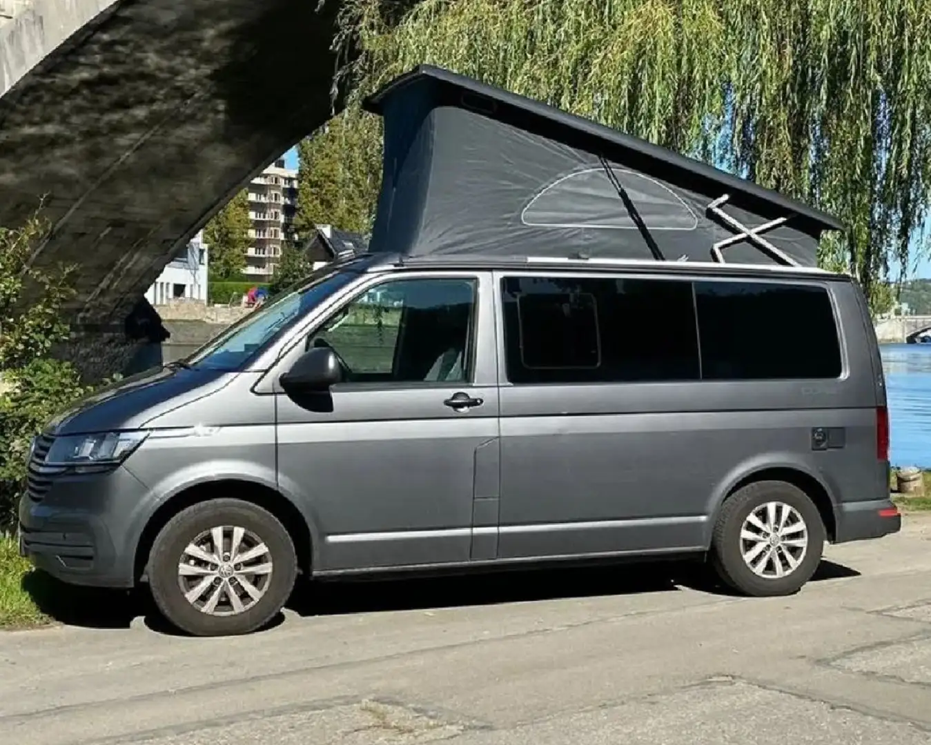Volkswagen Transporter T5 California COAST Gris - 1