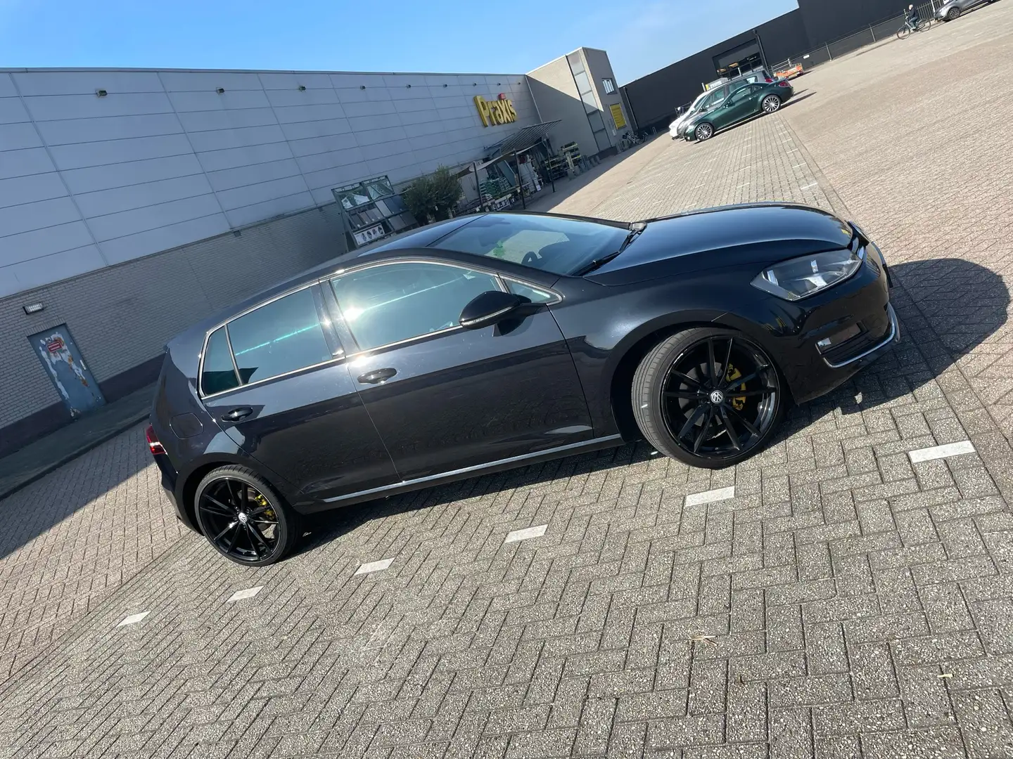 Volkswagen Golf 1.4 TSI ACT Bns E.C. DSG Zwart - 1