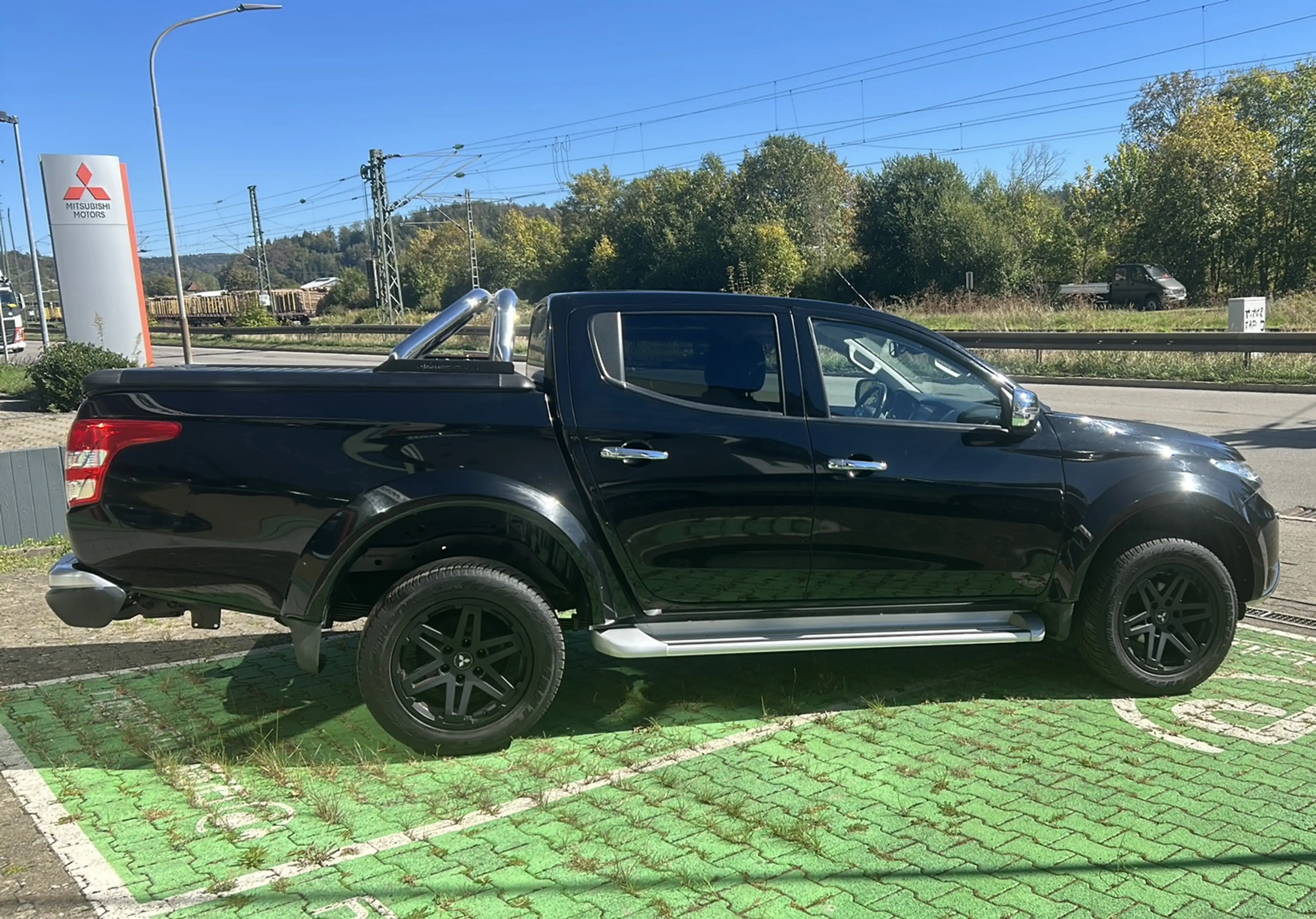 Mitsubishi L200 Edition 100  Doppelkabine 4WD — photo 4
