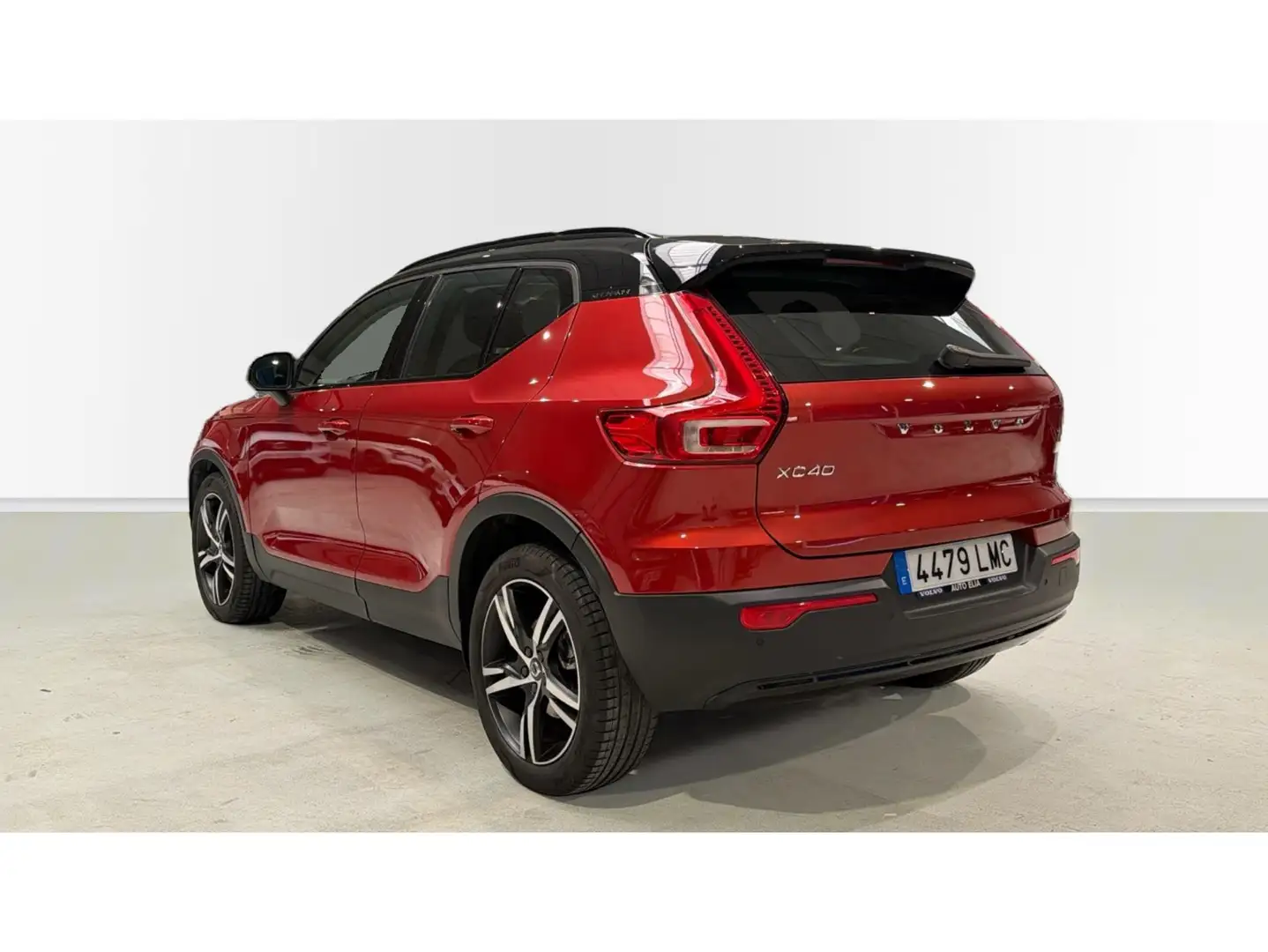 Volvo XC40 T4 Recharge R-Design Expression Aut. Rojo - 2