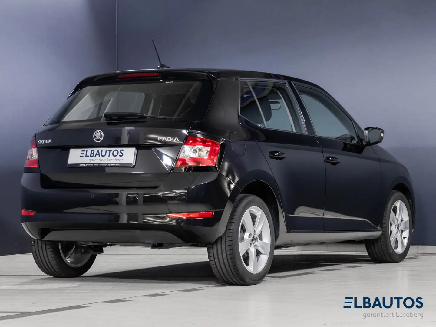 Skoda Fabia Fabia 1,0 Cool-Plus Enjoy /Klima /Sitzhzg. /PDC/ Zwart - 2