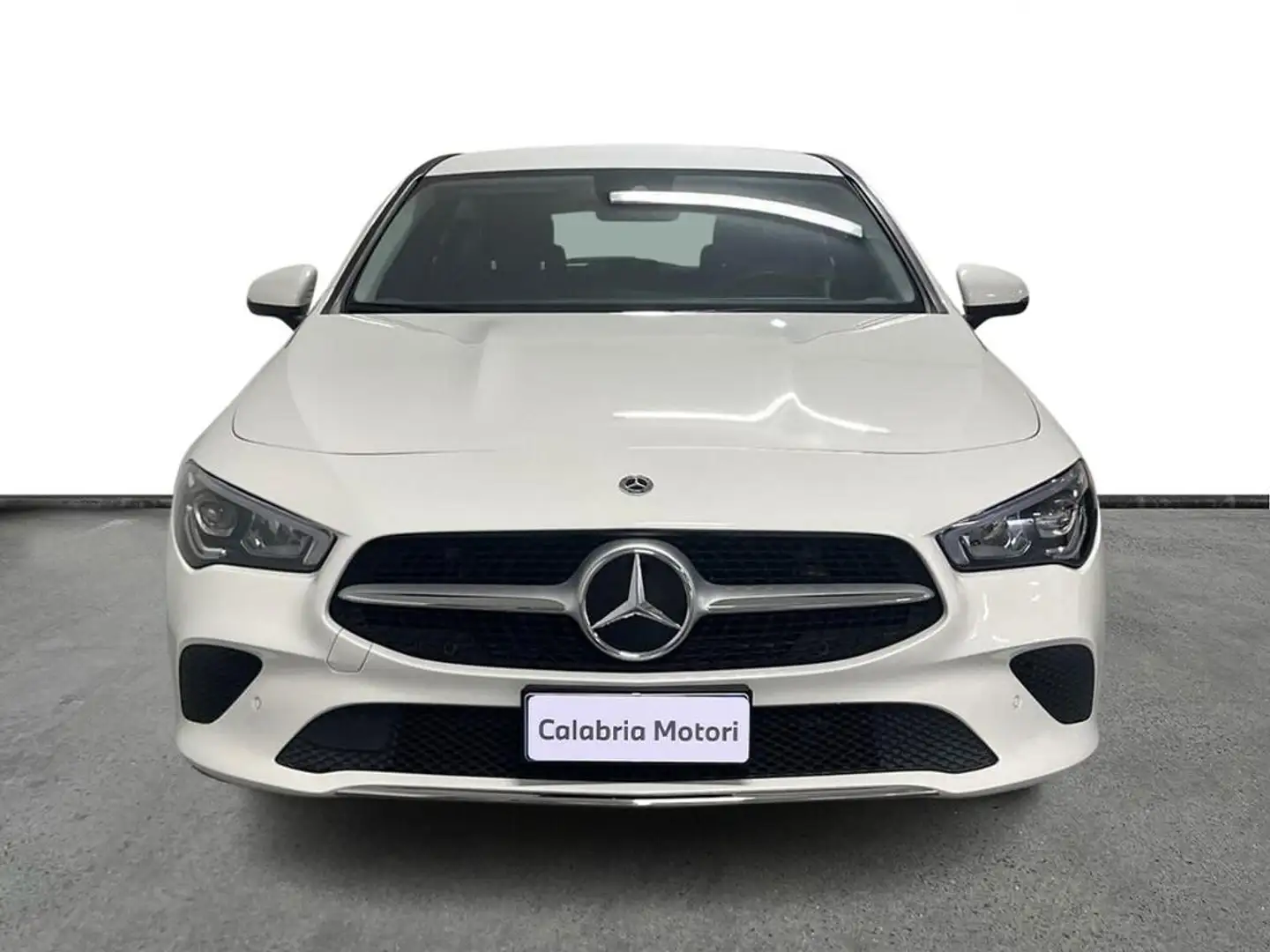 Mercedes-Benz CLA 180 Shooting Brake d Premium auto - 2