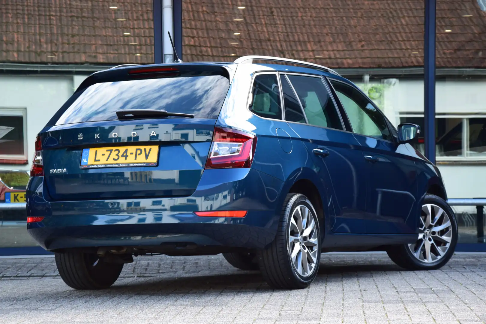 Skoda Fabia Combi 1.0 TSI 96PK Business Edition | Org. NL | BO Blauw - 2