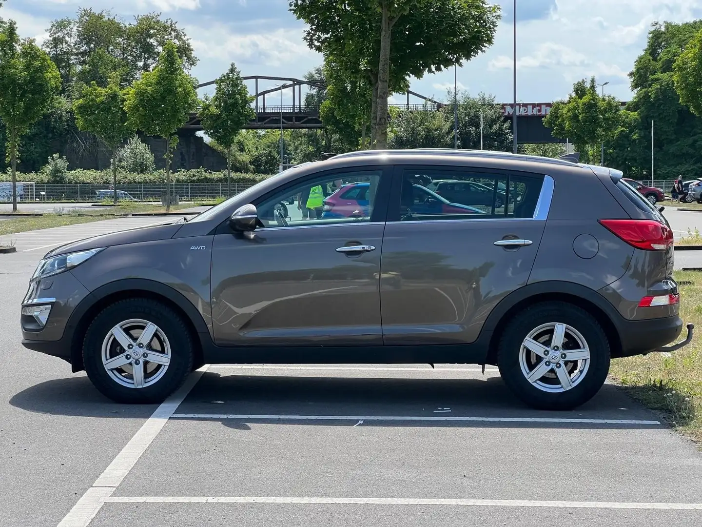 Kia Sportage Sportage 2.0 CRDi 4WD Spirit Brun - 1