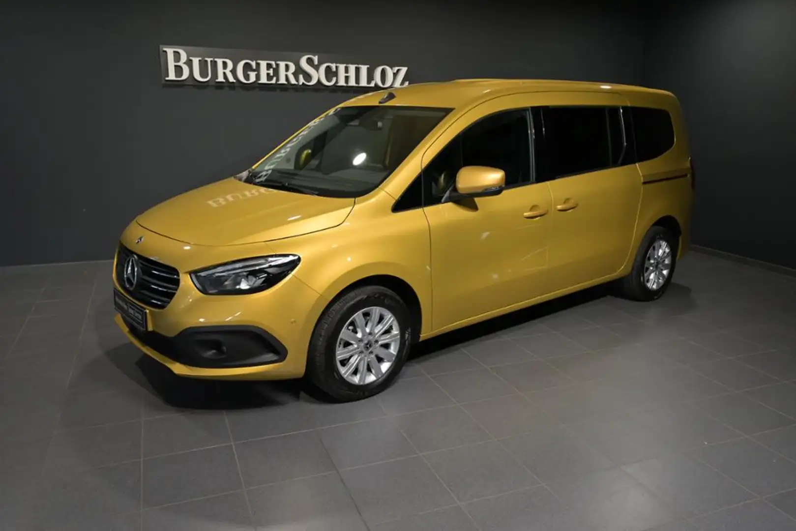 Mercedes-Benz T-Klasse T 180 PROGRESSIVE Lang 7-Sitze KAMERA/LED/NAVI Gelb - 1