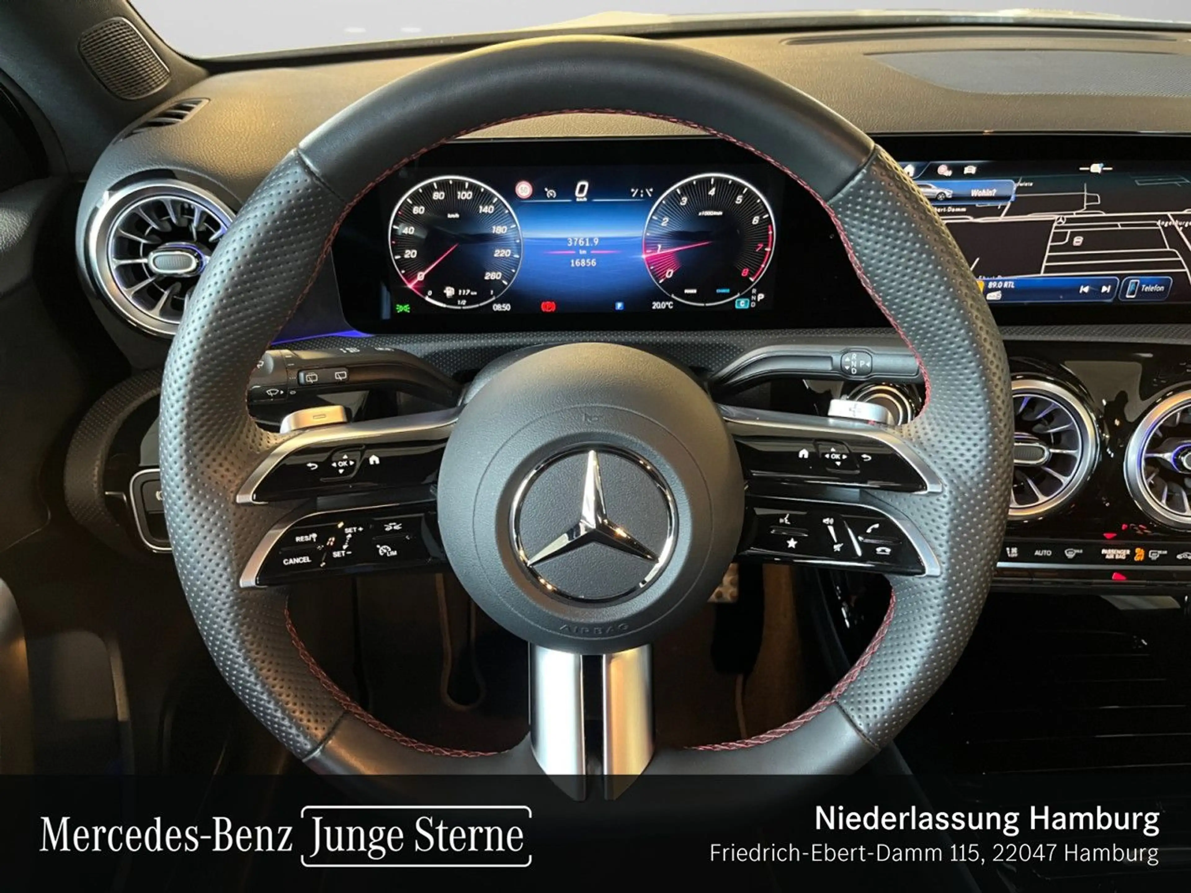 Mercedes-Benz A 180 AMG+LED+KAMERA+KEYLESS+7G — photo 13