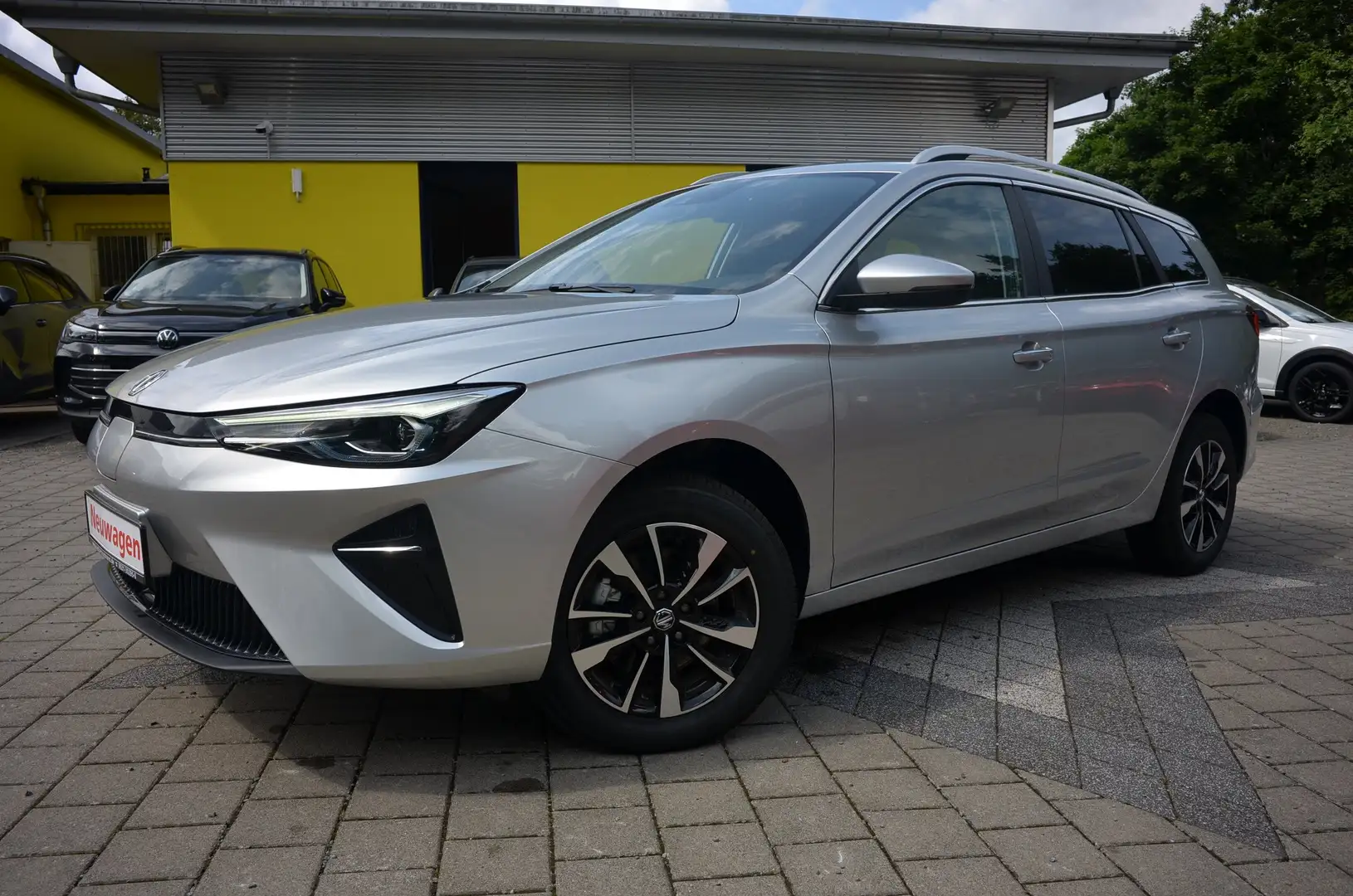 MG MG5 Kombi EV 61 kWh LongRange +NAVI+ACC+CAM+LED Argent - 1