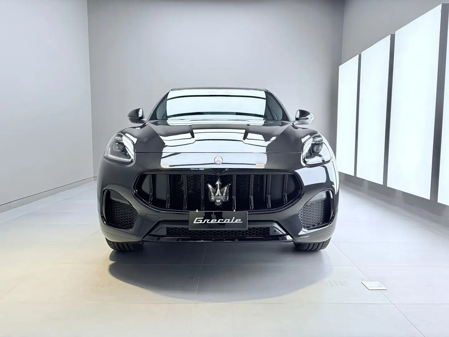 Maserati Grecale My25 2.0 mhev 250cv auto Nero - 2