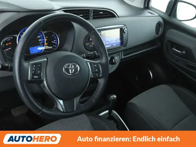 Toyota Yaris view 11