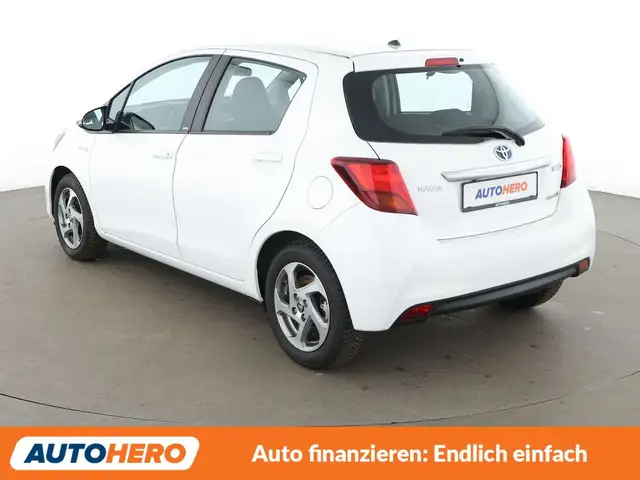 Toyota Yaris view 4