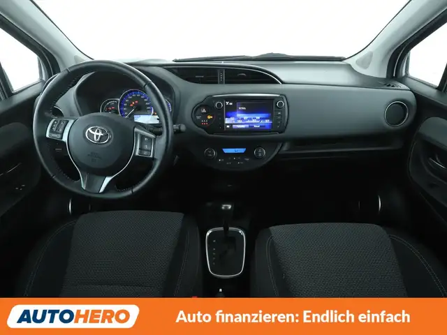 Toyota Yaris view 12