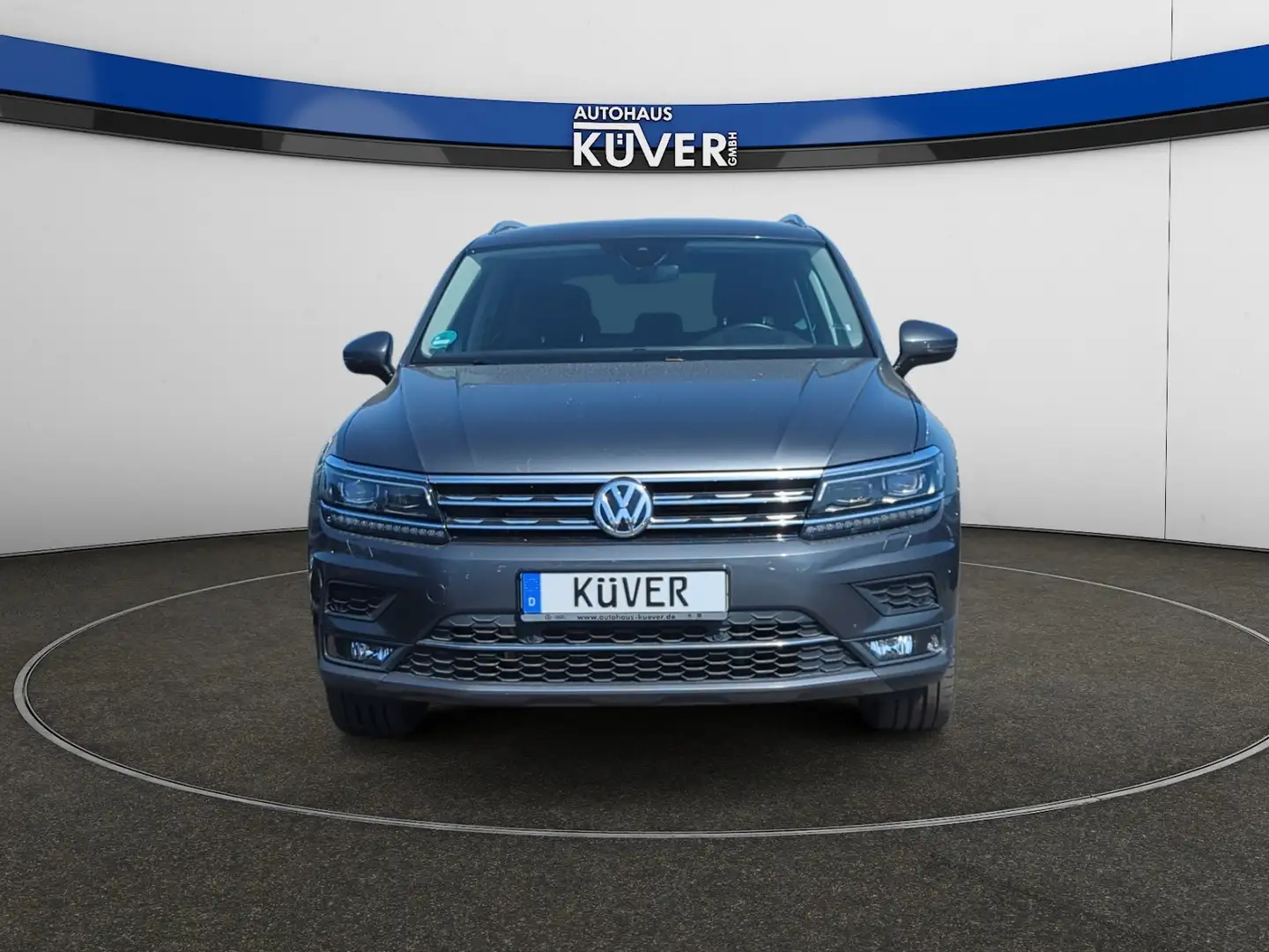 Volkswagen Tiguan 2,0 TSI DSG 4M+AHK+ACC+LED+Shzg.+Einparkh Šedá - 2