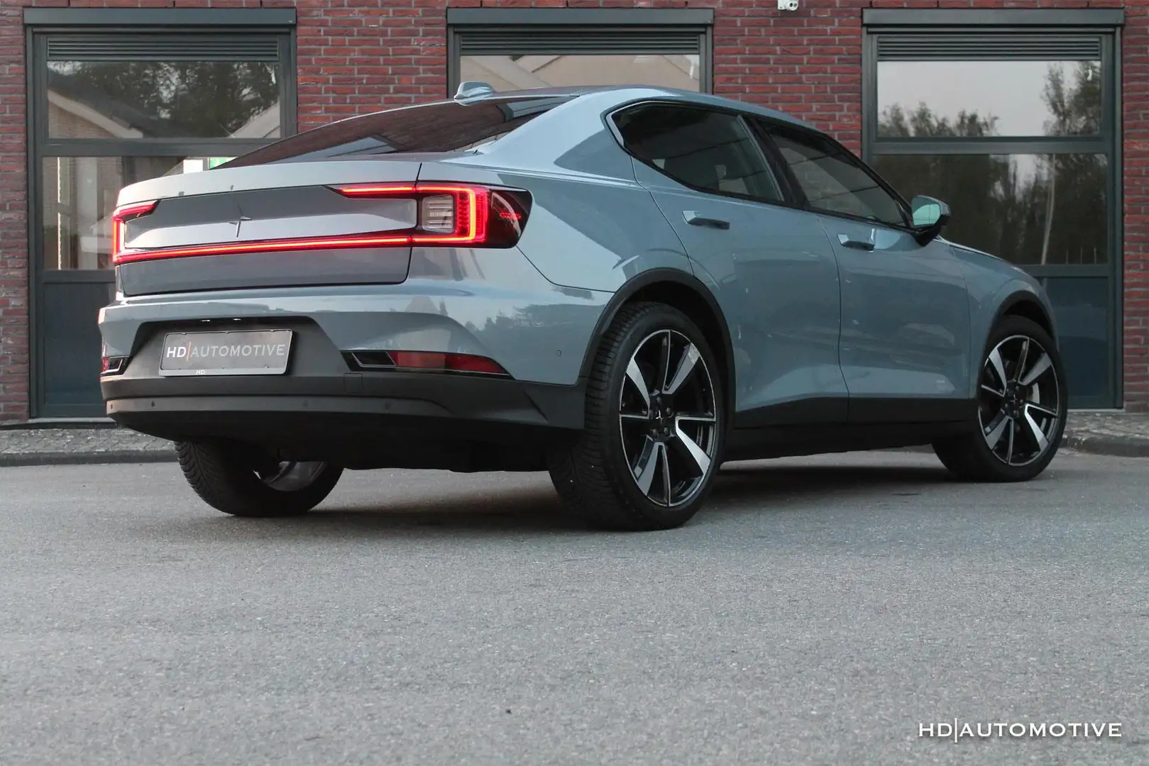 Polestar 2 Long Range Dual Motor 78kWh 408PK PANO|H/K|360CAM! Grijs - 2