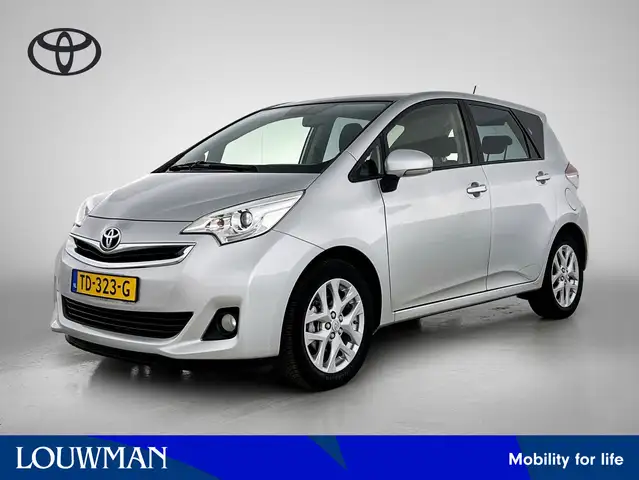 Toyota Verso-S 1.3 VVT-i Dynamic | Navigatie | Pano | ACC | Clima
