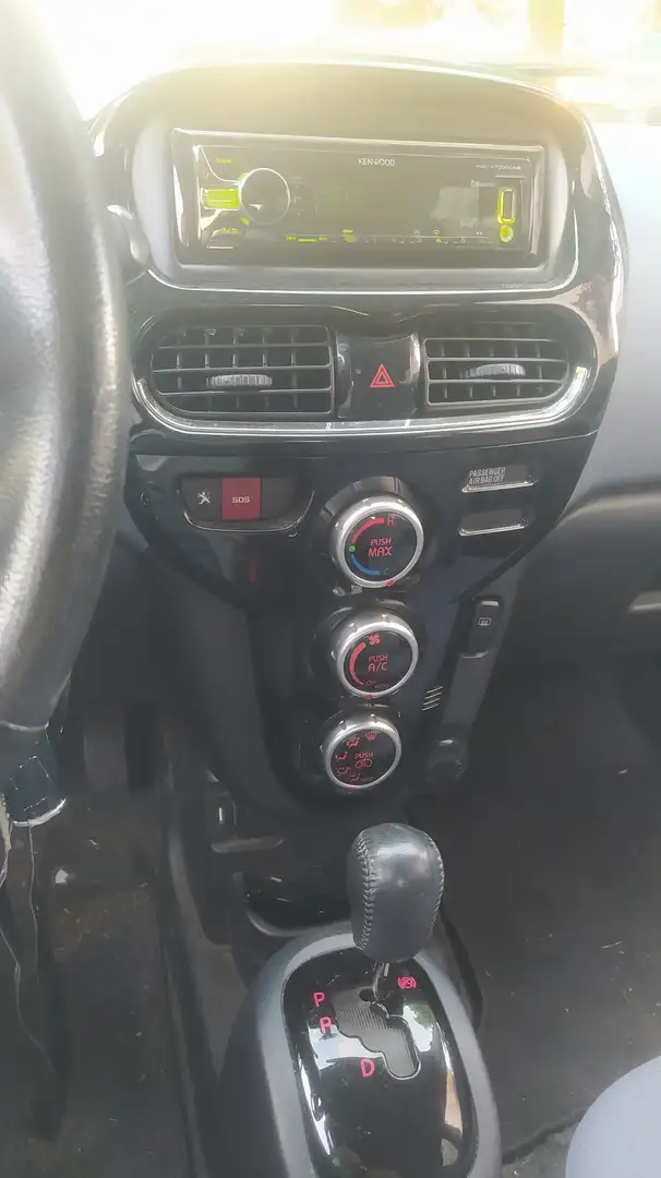 Peugeot iOn - 2