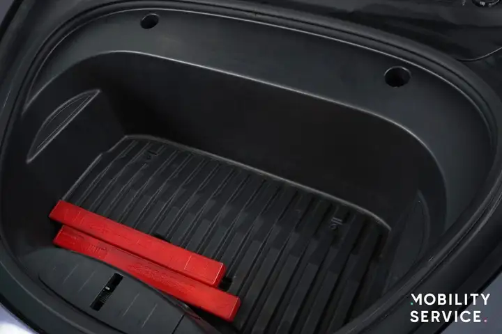 Tesla Model 3 2022, foto 30