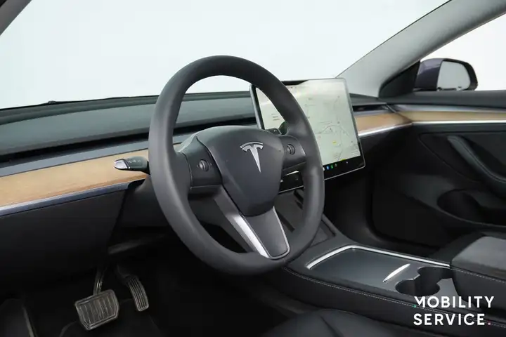Tesla Model 3 2022, foto 9