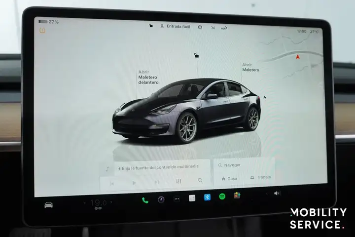 Tesla Model 3 2022, foto 17