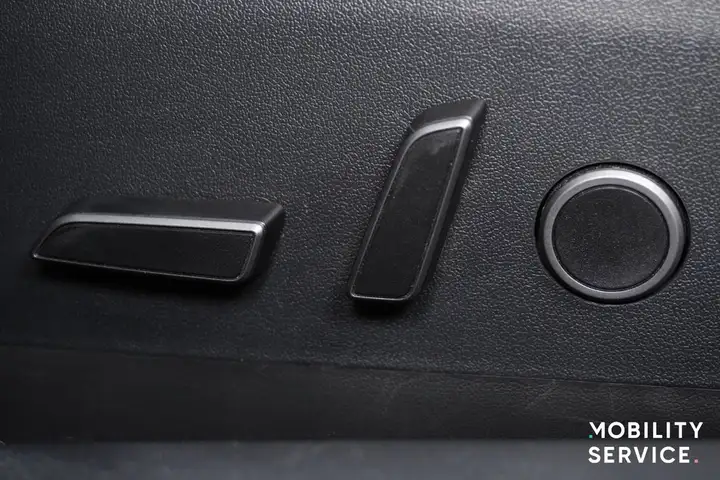 Tesla Model 3 2022, foto 26