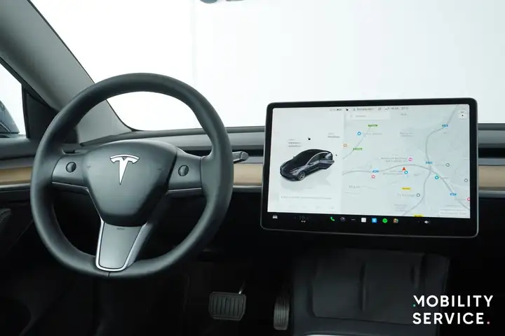 Tesla Model 3 2022, foto 12