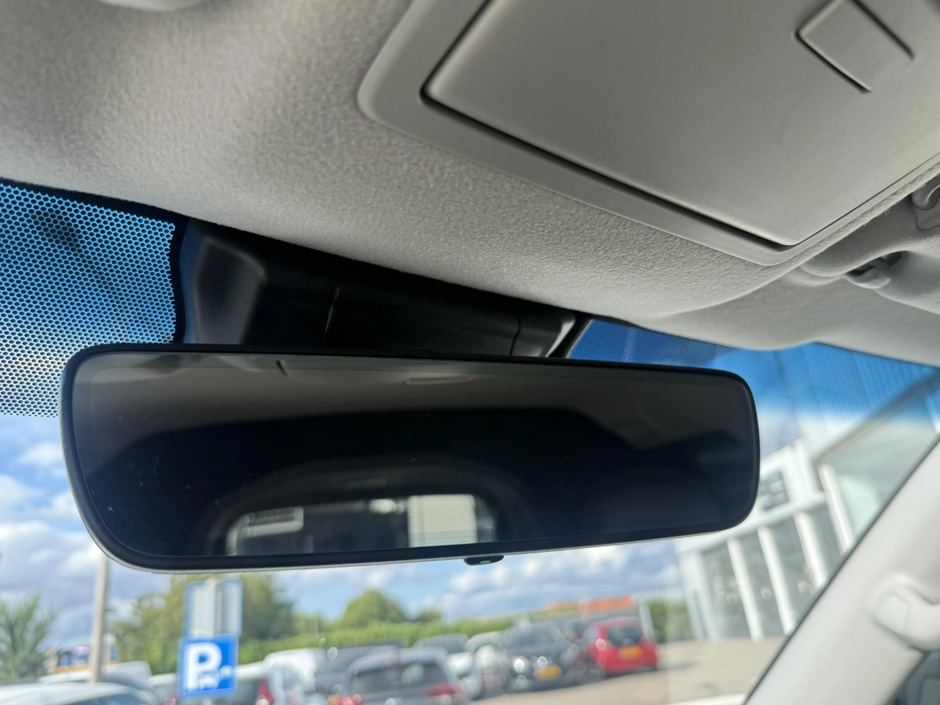 Toyota Land Cruiser 2.8 D-4D-F Professional Window Van Grijs kenteken — photo 14
