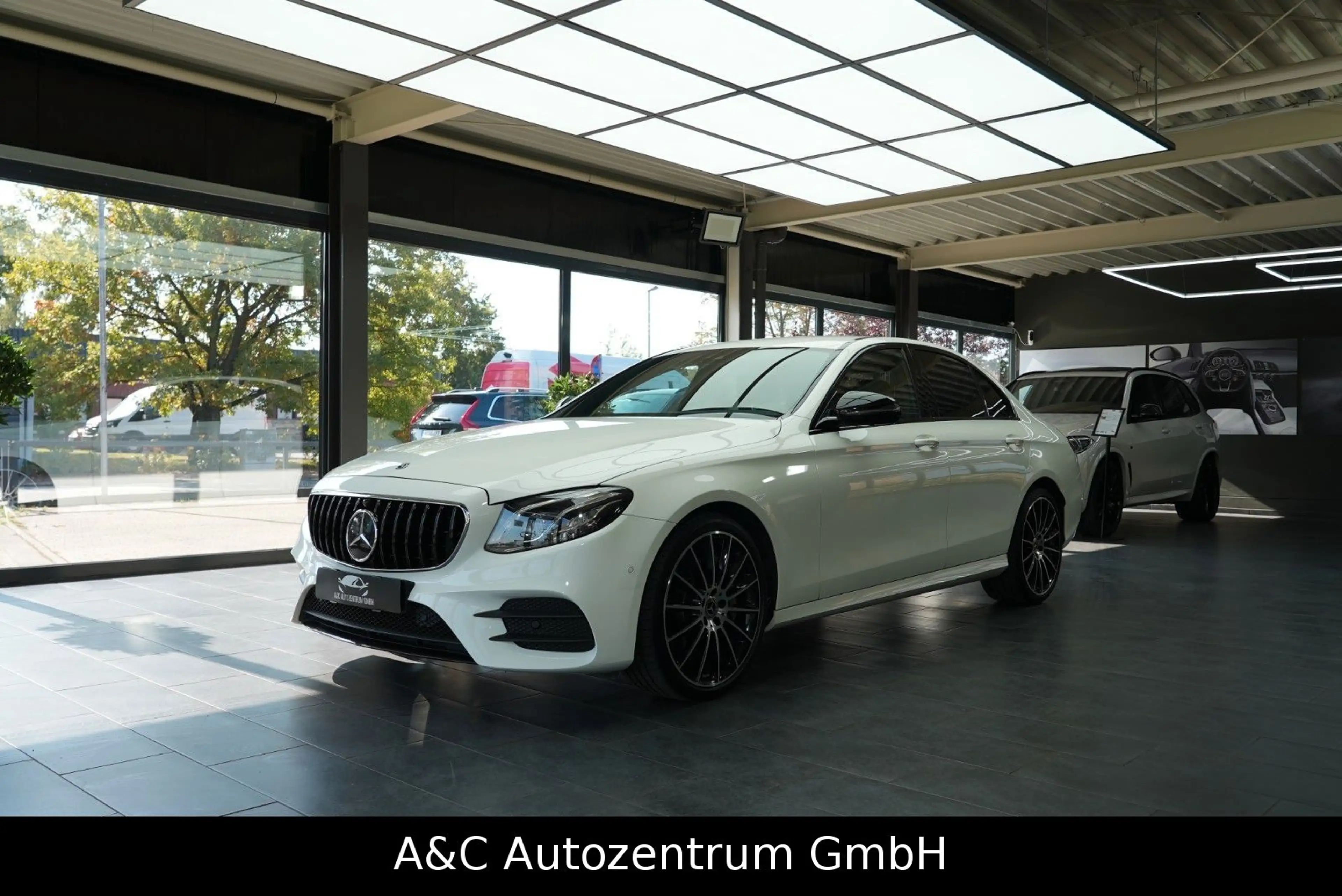 Mercedes-Benz E 400 E400d 4Matic AMG Line