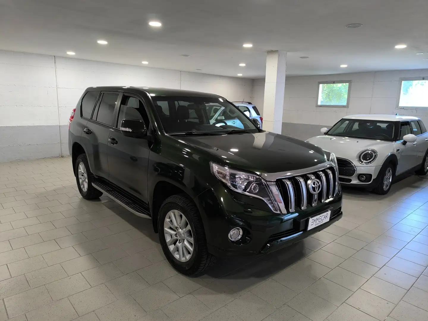 Toyota Land Cruiser Land Cruiser 2015 5p 2.8 d-4d Lounge+ auto Verde - 2