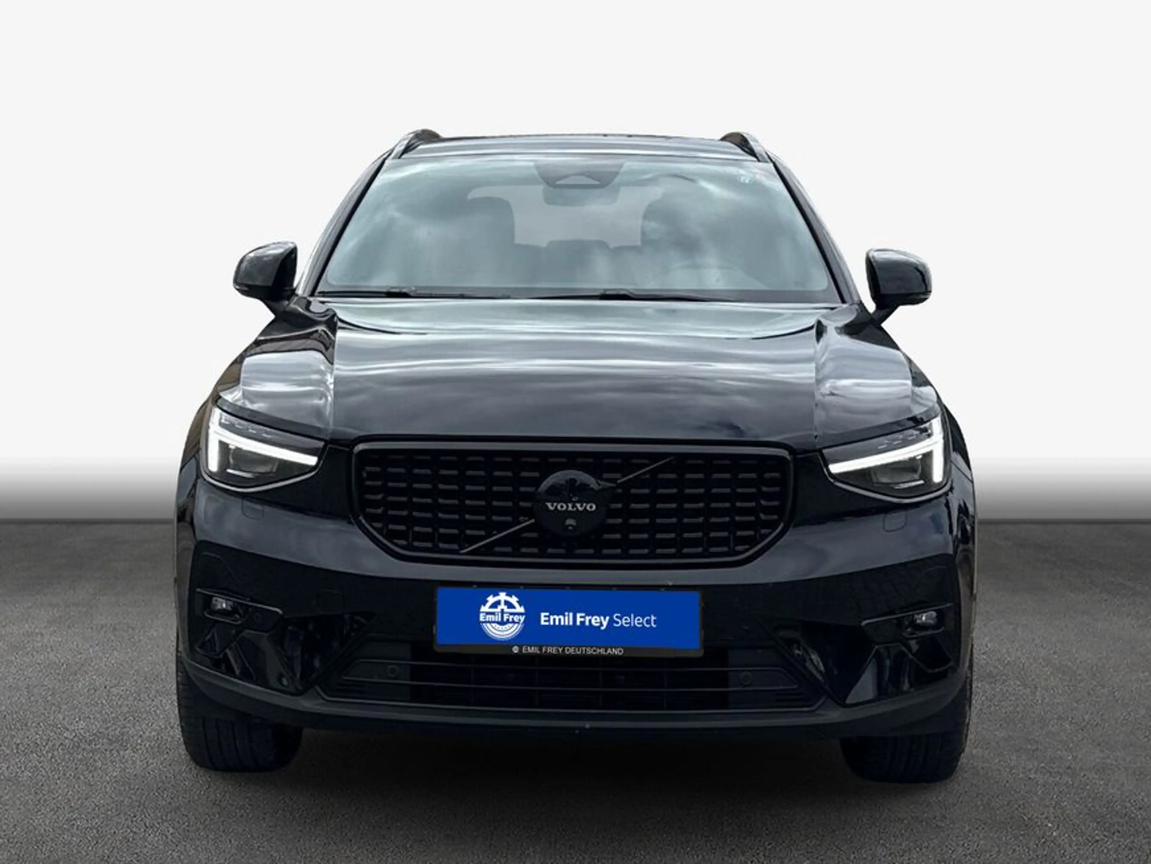 Volvo XC40 XC40 B3 B DKG Plus Black Edition — photo 3