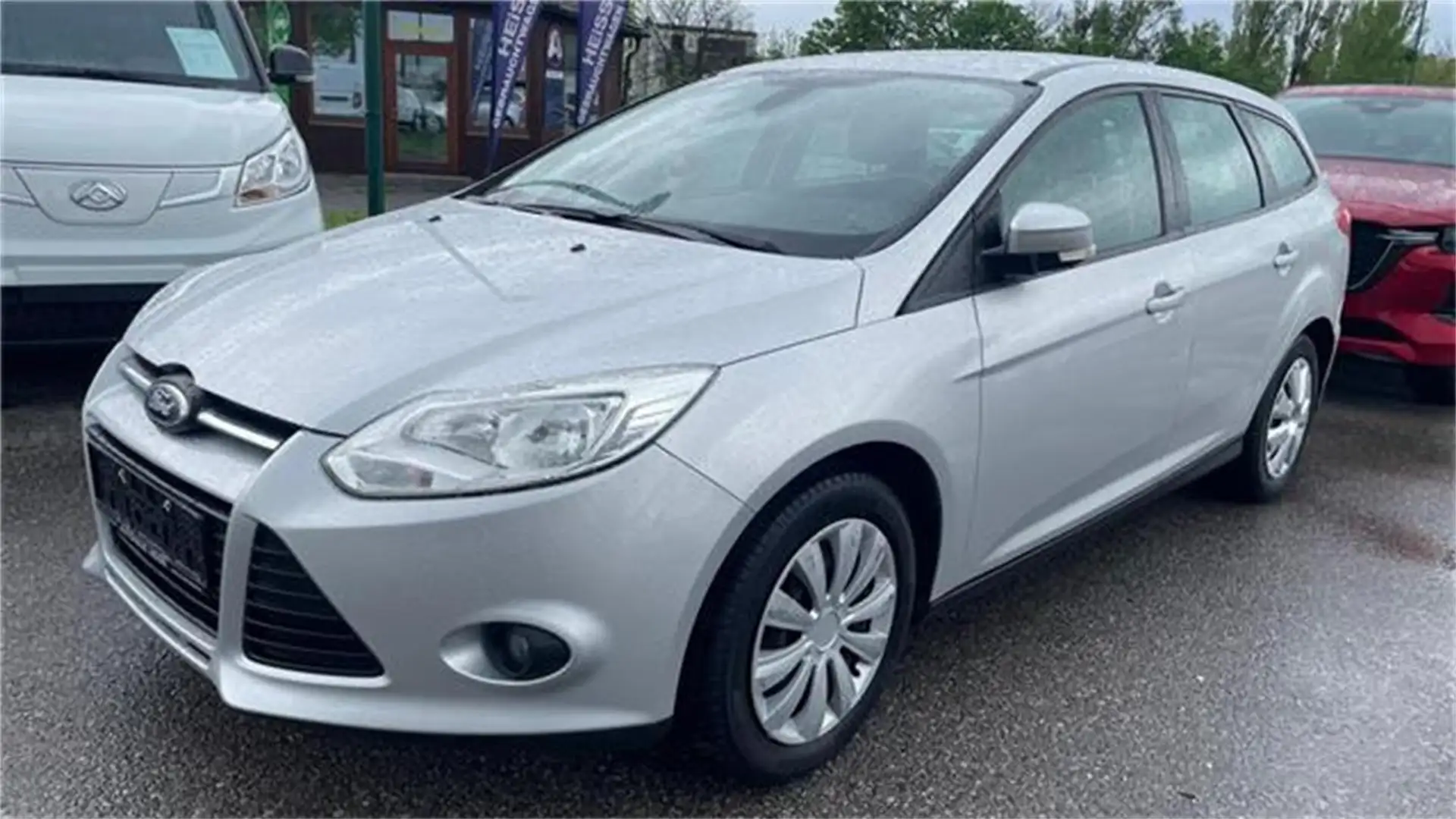 Ford Focus Traveller Trend 1,6Ti-VCT Silber - 1
