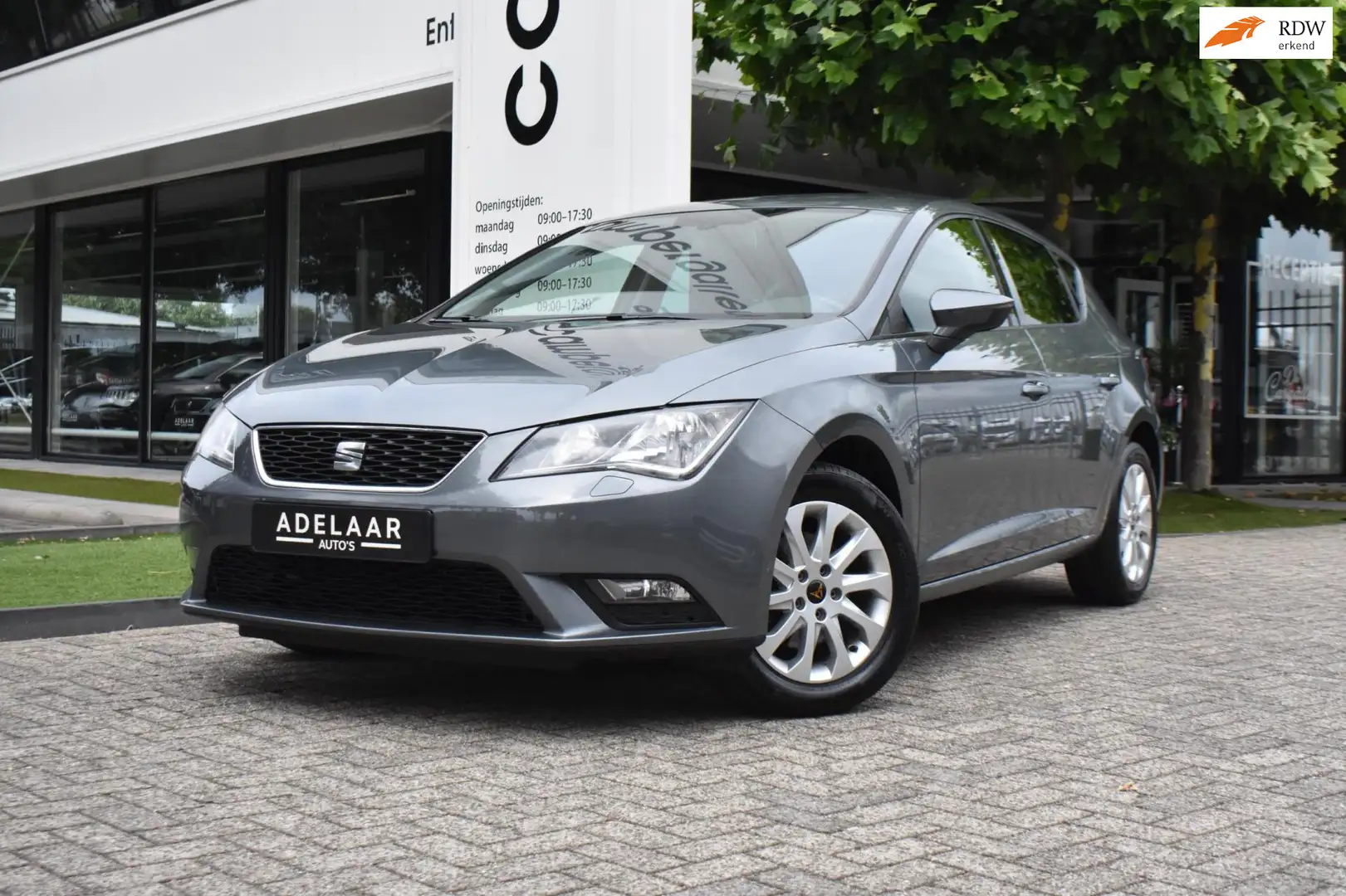 SEAT Leon 1.4 TSI Style CRUISE, STOELVERWARMING, CLIMA Grijs - 1