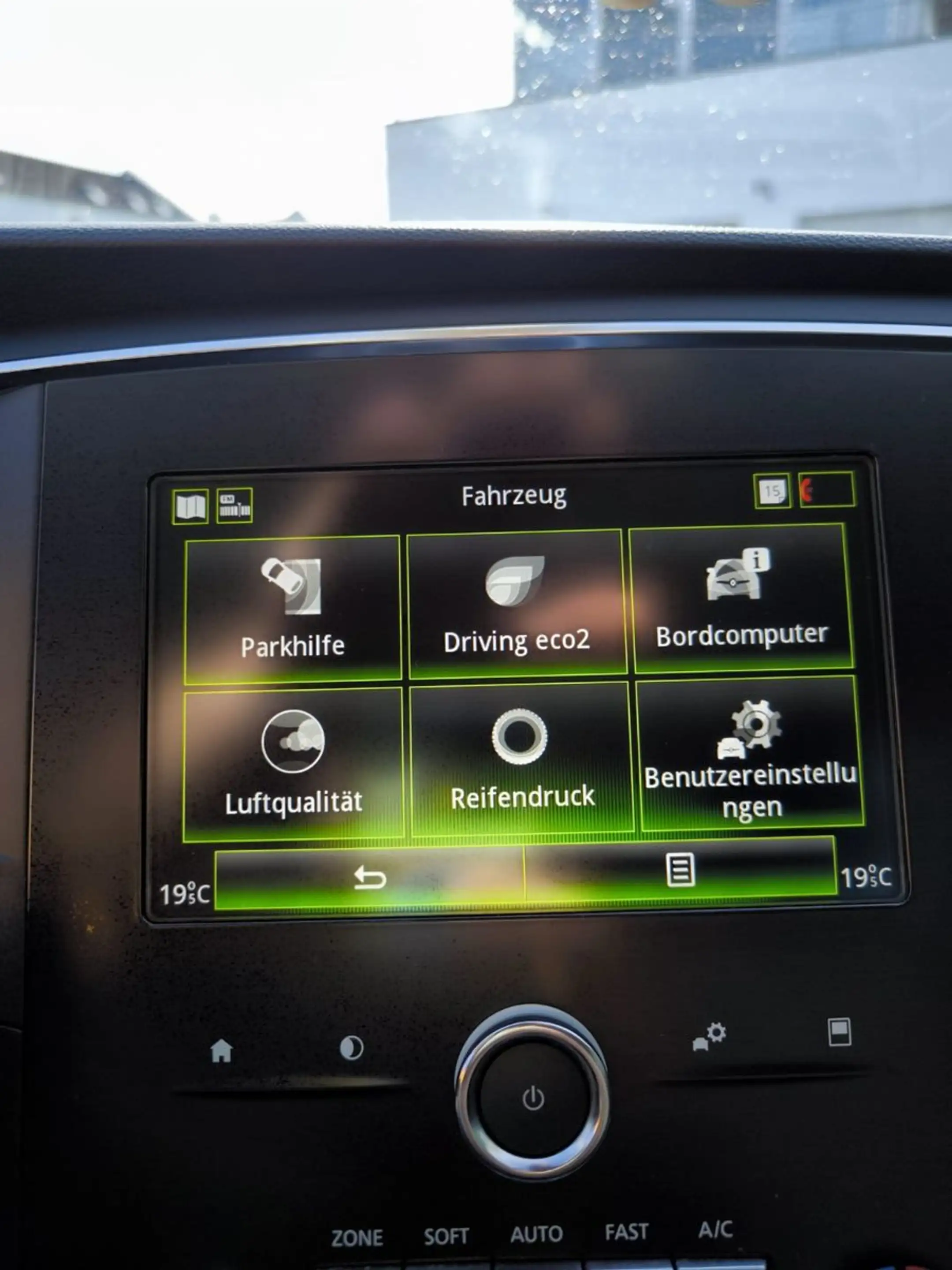 Renault Megane IV Grandtour Business Edition — photo 15